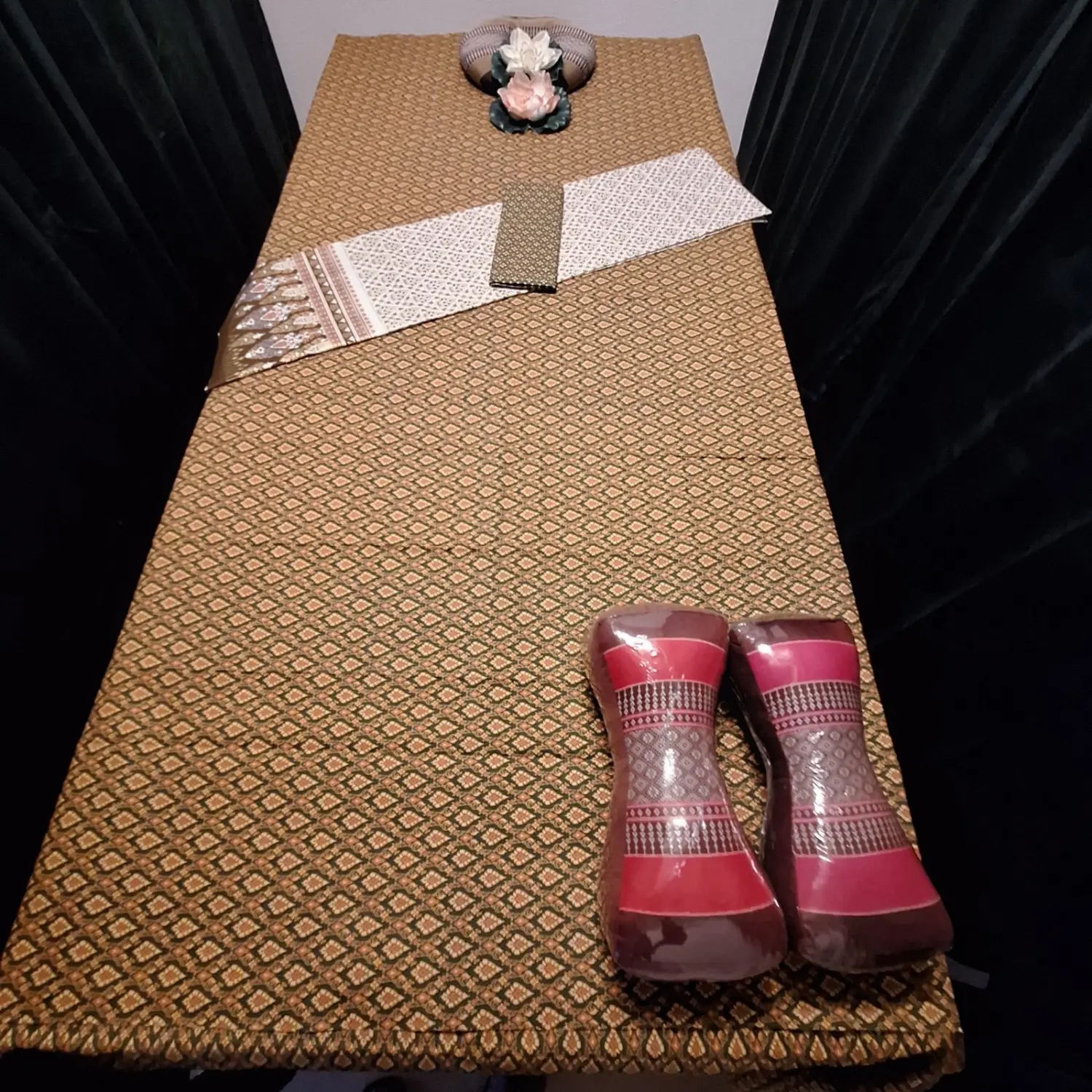 Ruai Thong Thai Massage - Massagebett